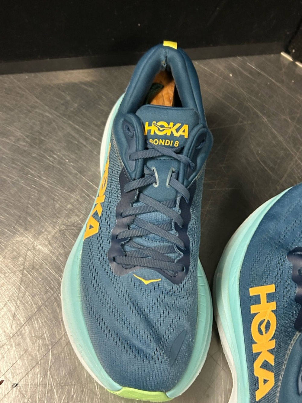 Hoka Bondi 8 Men Size 11 - Picture 7 of 13